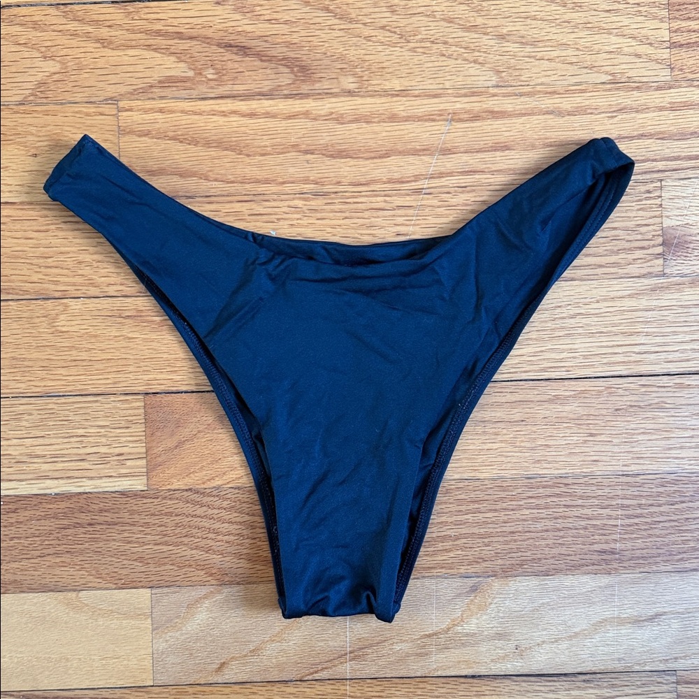 Monday Swimwear Bryon Bottom Size Small Black